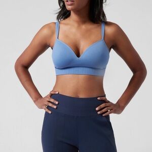 Athleta Embrace Sports Bra Sizs Medium D-DD